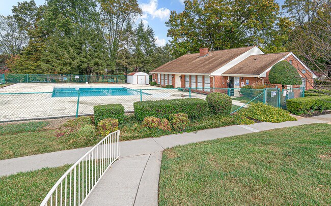 Photo - 7914 Gleason Dr