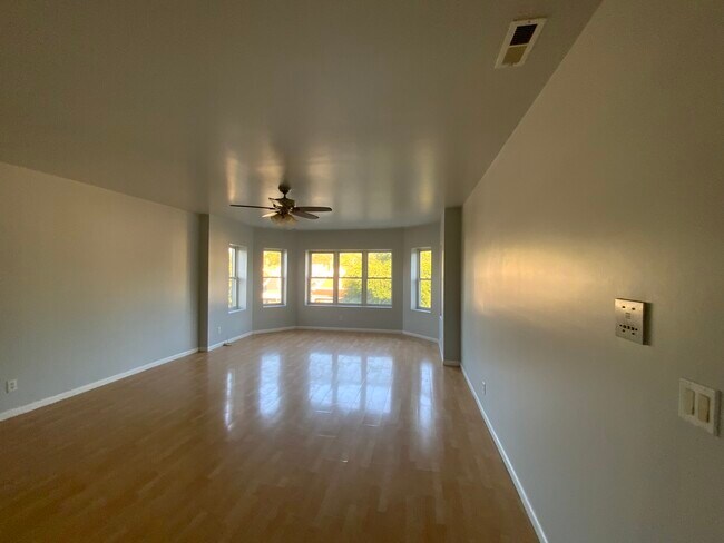 Photo - 6508 S Morgan St Unidad 3