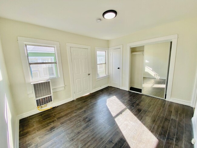 Photo - 1926 1/2 Daly Street-