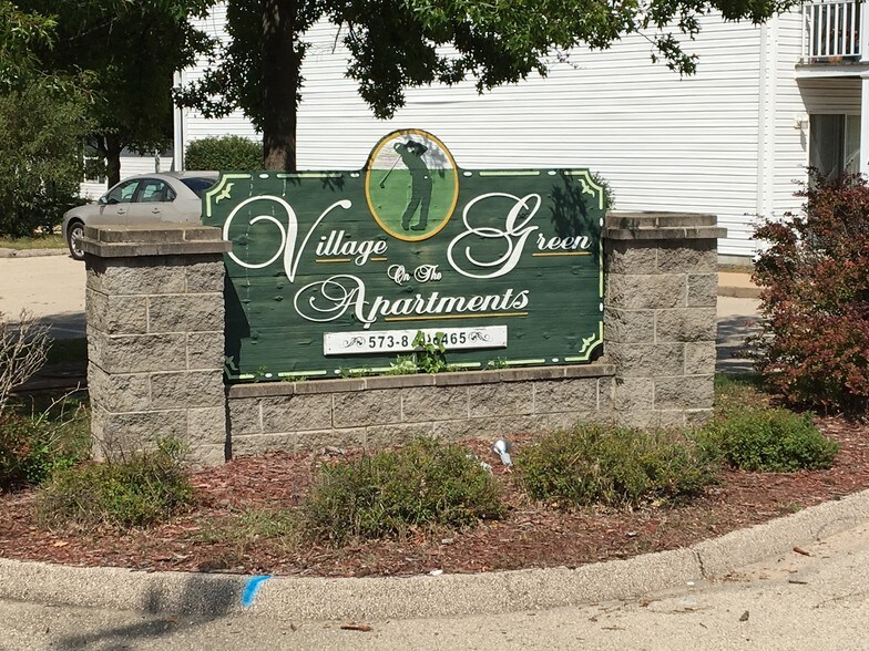 Village on the Green Apartments For Rent in Sullivan, MO
