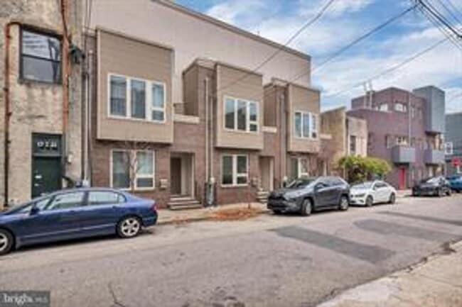 Photo - Beautiful Northern Liberties Townhome