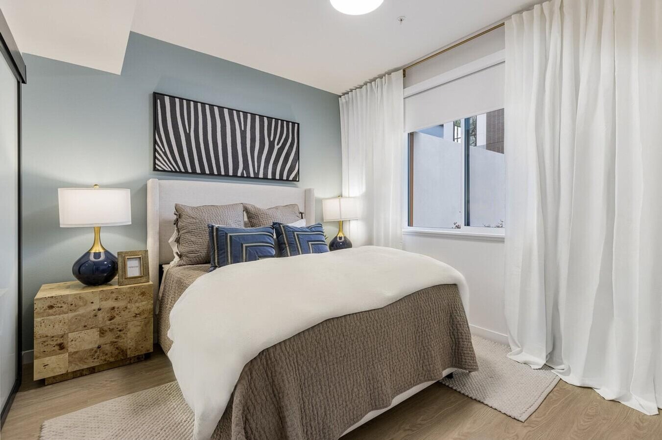 Photo - 777 W Middlefield Rd Unidad ID1280493P