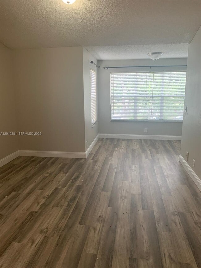 Building Photo - 701 Vista Isles Dr Unit 1624