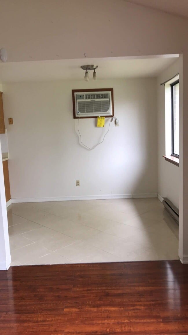 Photo - 23 Lemon Tree Ct Unit 4