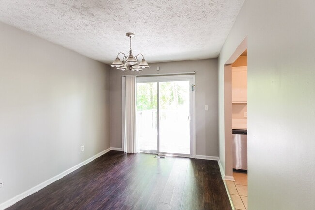 1774 Camperdown Cir