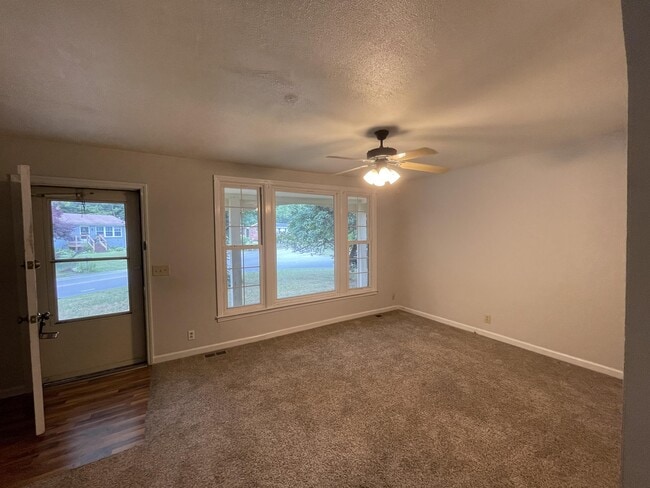 Photo - 174 Ocala Dr