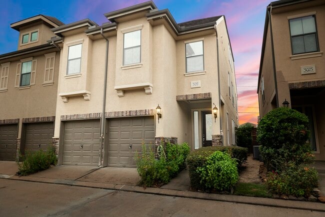 Photo - 3019 Royal Oaks Grove Rental
