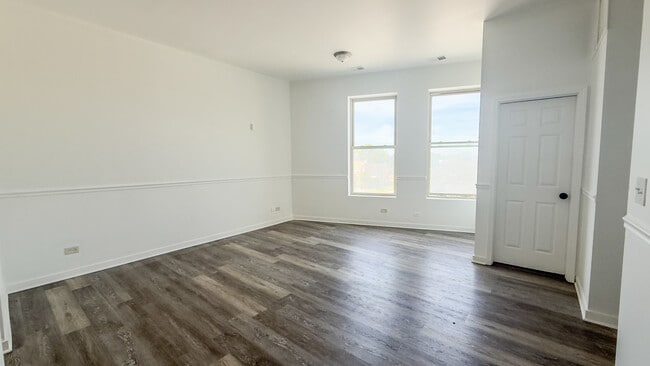 Photo - 317 S Homan Ave Unit 3E