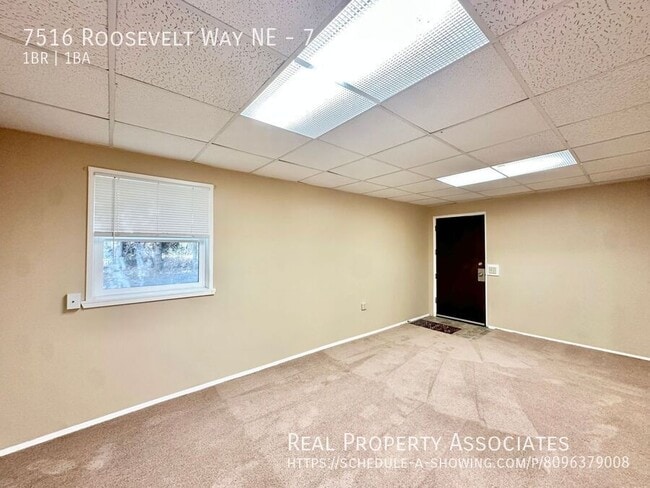 Photo - 7516 Roosevelt Way NE Unit 7