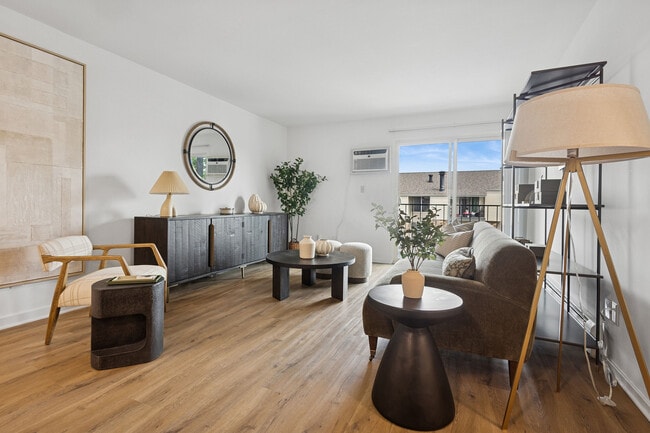 Photo - ReNew High Ridge