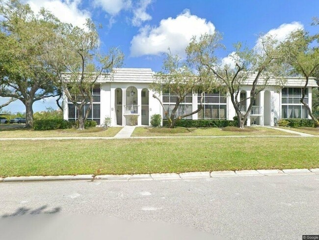 Building Photo - 1707 Southwood St Unit 1707