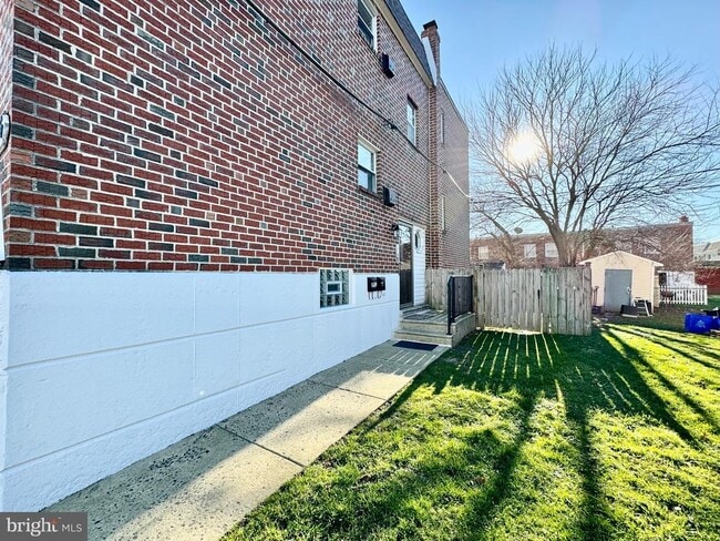 Building Photo - 3746 Genesee Dr Rental