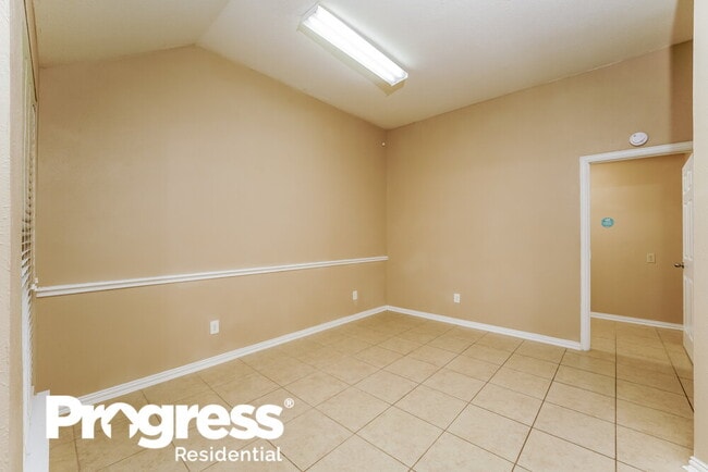 Photo - 7921 Wayne Way