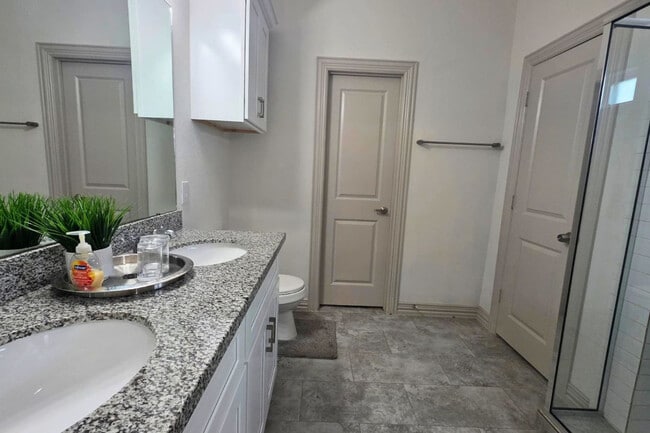 Photo - 2704 Sam Wilson St Unidad ID1391353P