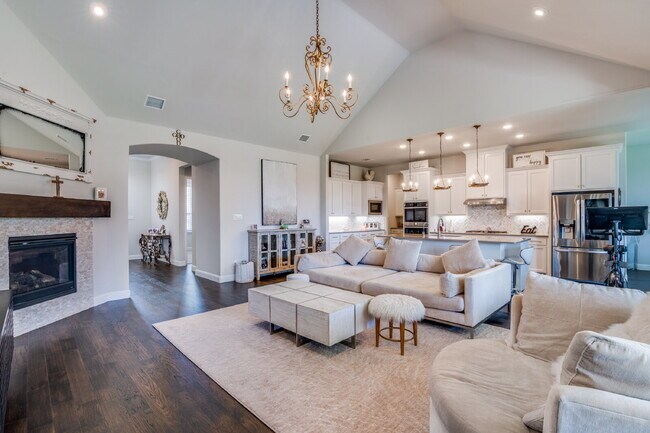 Photo - 736 Sterling Dr