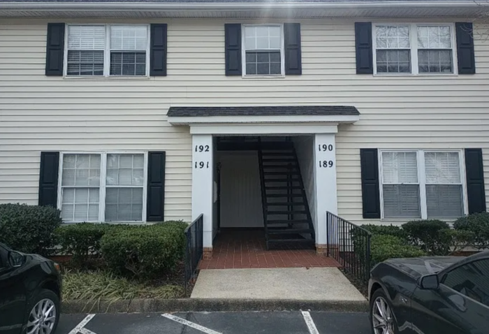 1 Bedroom in Greenville - 1 Bedroom in Greenville
