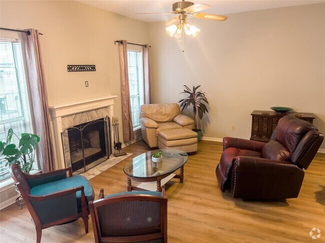 Building Photo - 3212 Holly Hall St Unit 3212 Rental