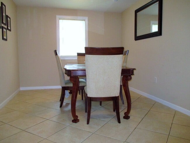 Photo - 240 Fresno Dr