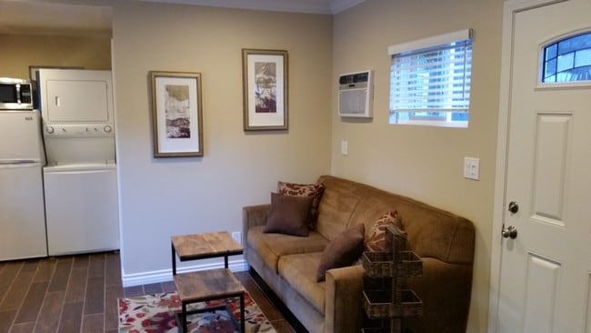 Photo - 19391 Newhaven Ln Unidad ADUOneBedroom