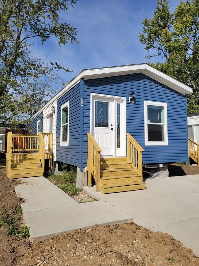 Photo - Candlelight Estates