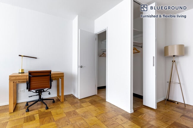 Photo - 230 W 55th St Unit FL32-ID510