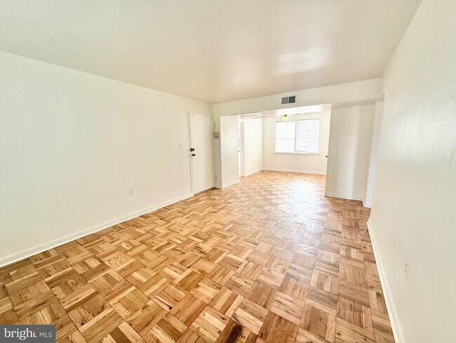 Building Photo - 1413 Belle View Blvd Unit B2