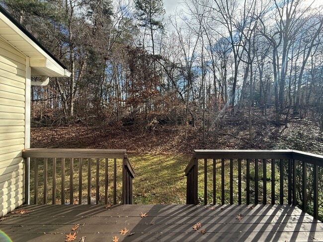 Photo - 2-bedroom townhome in great Gainesville location!