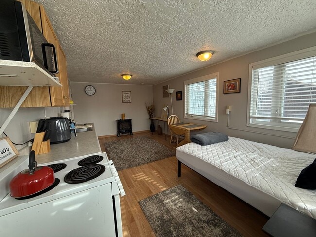 Photo - 1411 3rd Ave Unidad #2