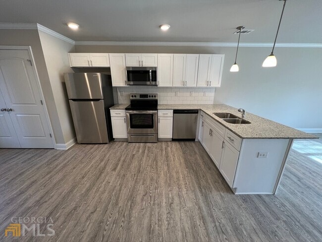 Photo - 250 Holly St