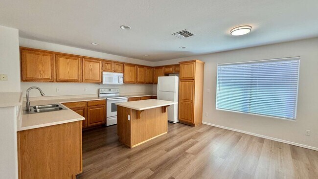 Photo - 42291 W Desert Fairways Dr