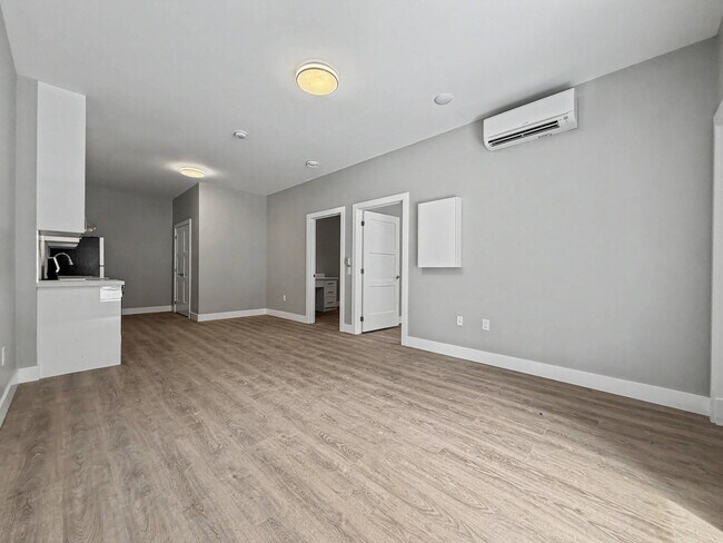 Photo - 199 Pine St Unité 4