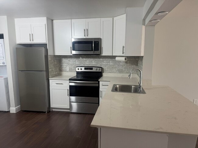 Building Photo - 4871 Arjaro Dr Unit 4827 Rental