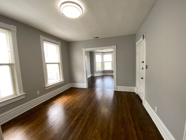 Photo - Avondale Three Bedroom! Unit 2