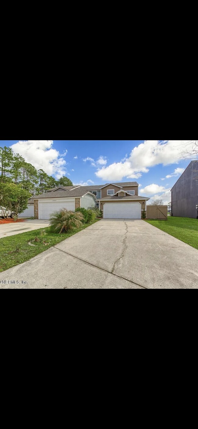 Building Photo - 10961 Peppermill Ln Rental