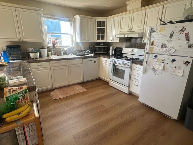 Photo - 112 Clinton St