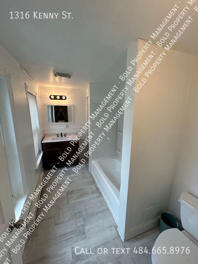 Photo - 1316 Kenny St