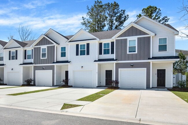 Photo - 77 Dorsey Dr