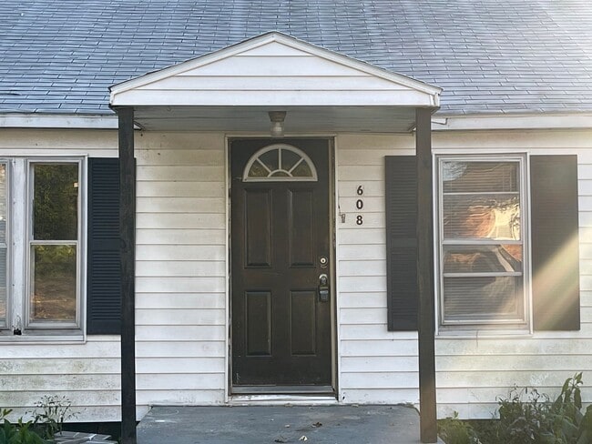 Photo - Cute 2 Bedroom Home in Herrin