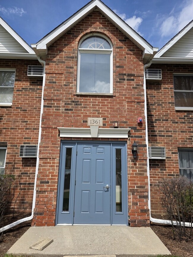 Photo - 1361 Cunat Ct Unit 2C