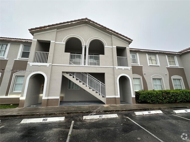 Building Photo - 1661 SE 29th Ct Unit 206 Rental