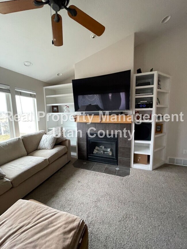 Photo - 5 bedroom home in Eagle Mountain