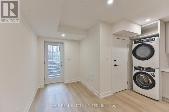 Photo - 91 Hogarth Ave