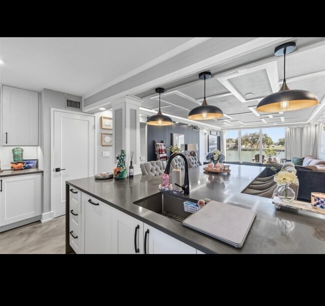 Photo - 7465 Bay Island Dr S Unidad #115