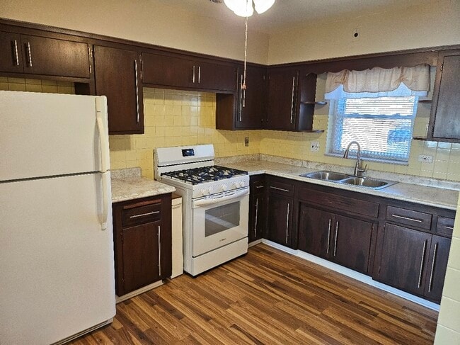 Photo - 1303 E 31st St Unit C