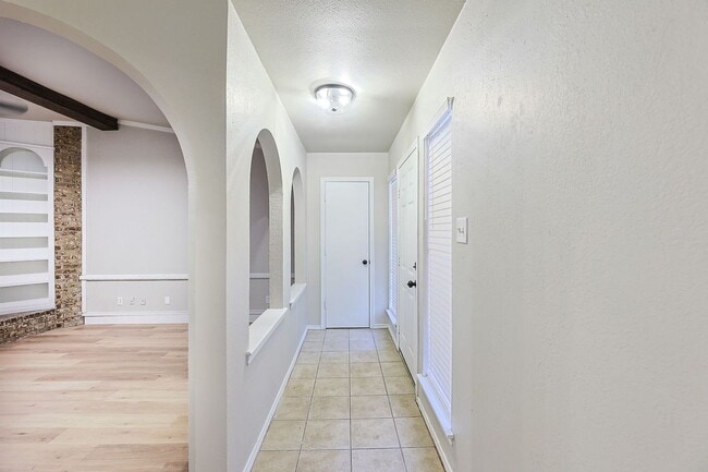Short Term Lease Available