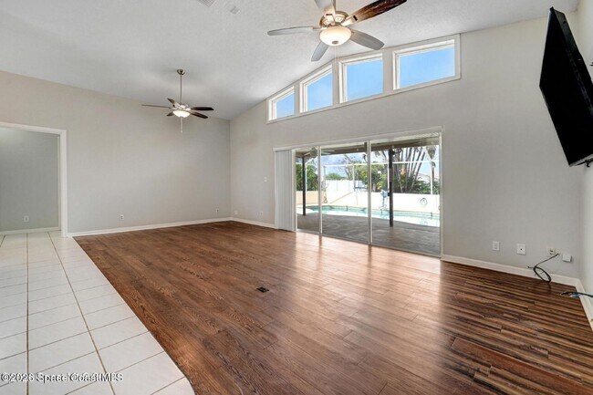 Photo - 296 Sandy Run