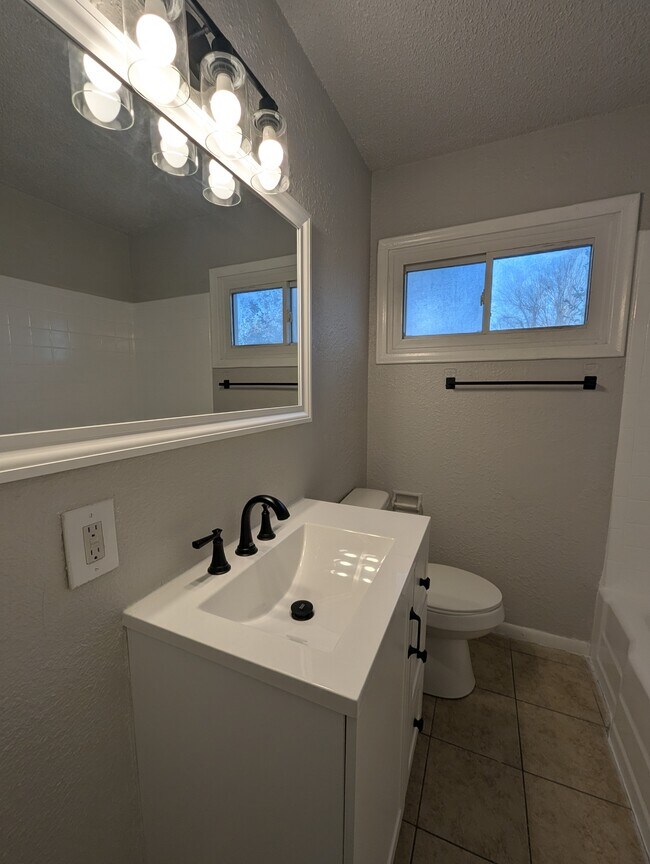 Photo - 4376 N Frankfort Pl