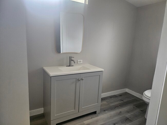 Photo - 8405 Vining St