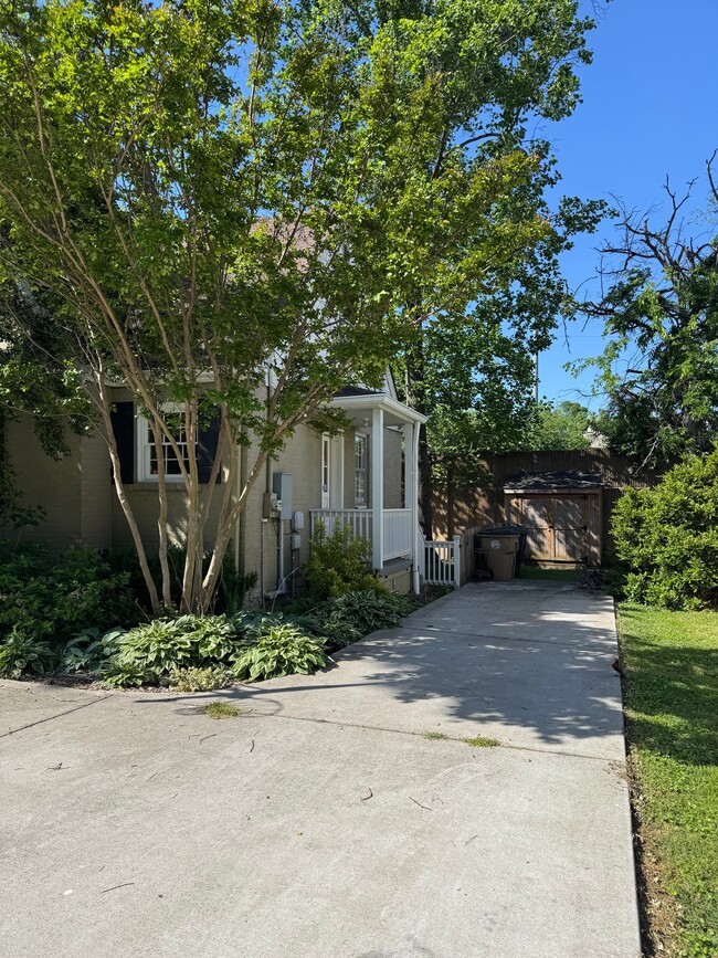 Photo - 2944 Primrose Cir