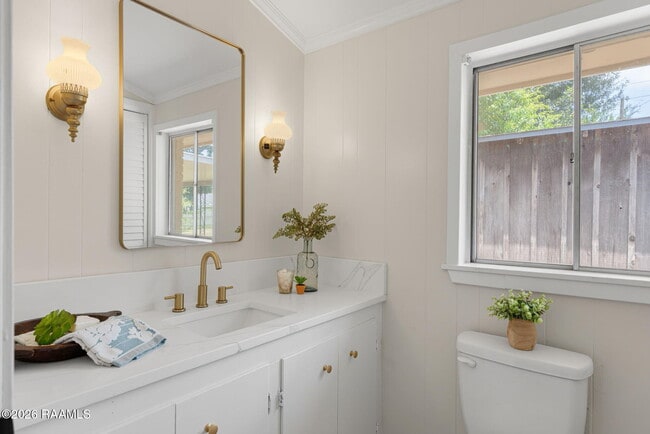 209 Karen Dr